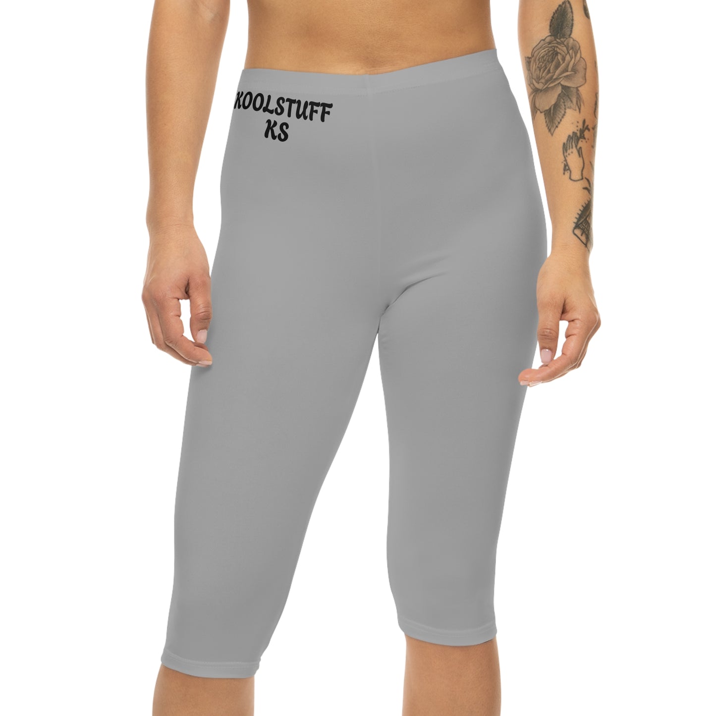 Women’s Capri Leggings (AOP)